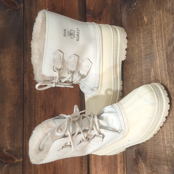 Sorel Ram White Snow Winter Boots - Women's Size 6 - Picture 1 of 10